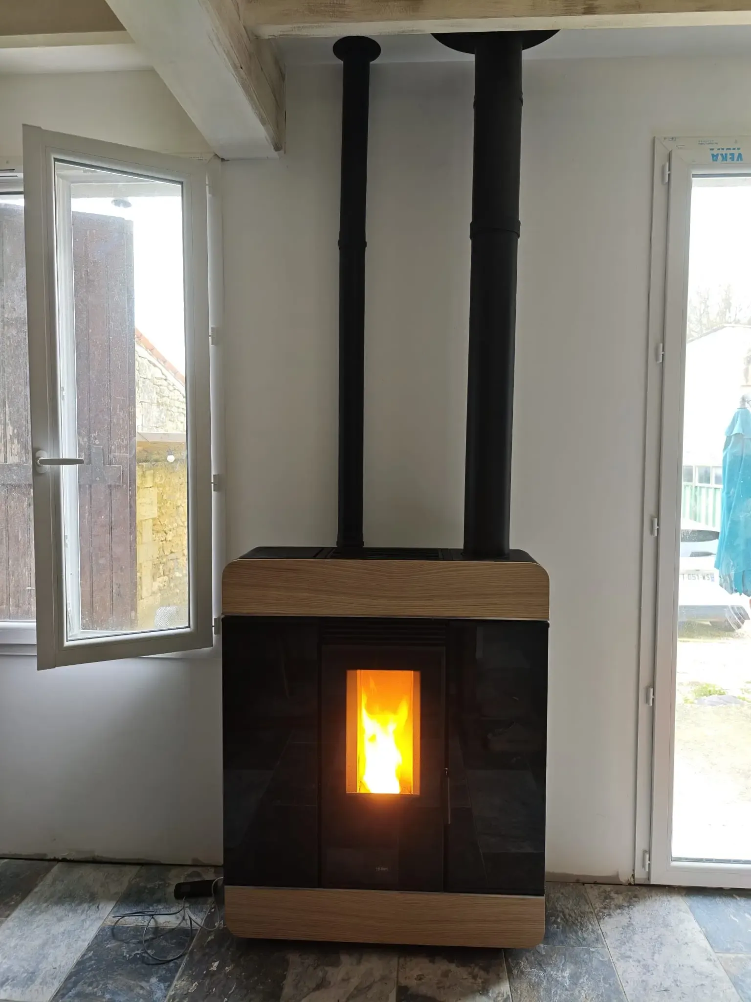 Installation d’un poêle à granulés style couloir